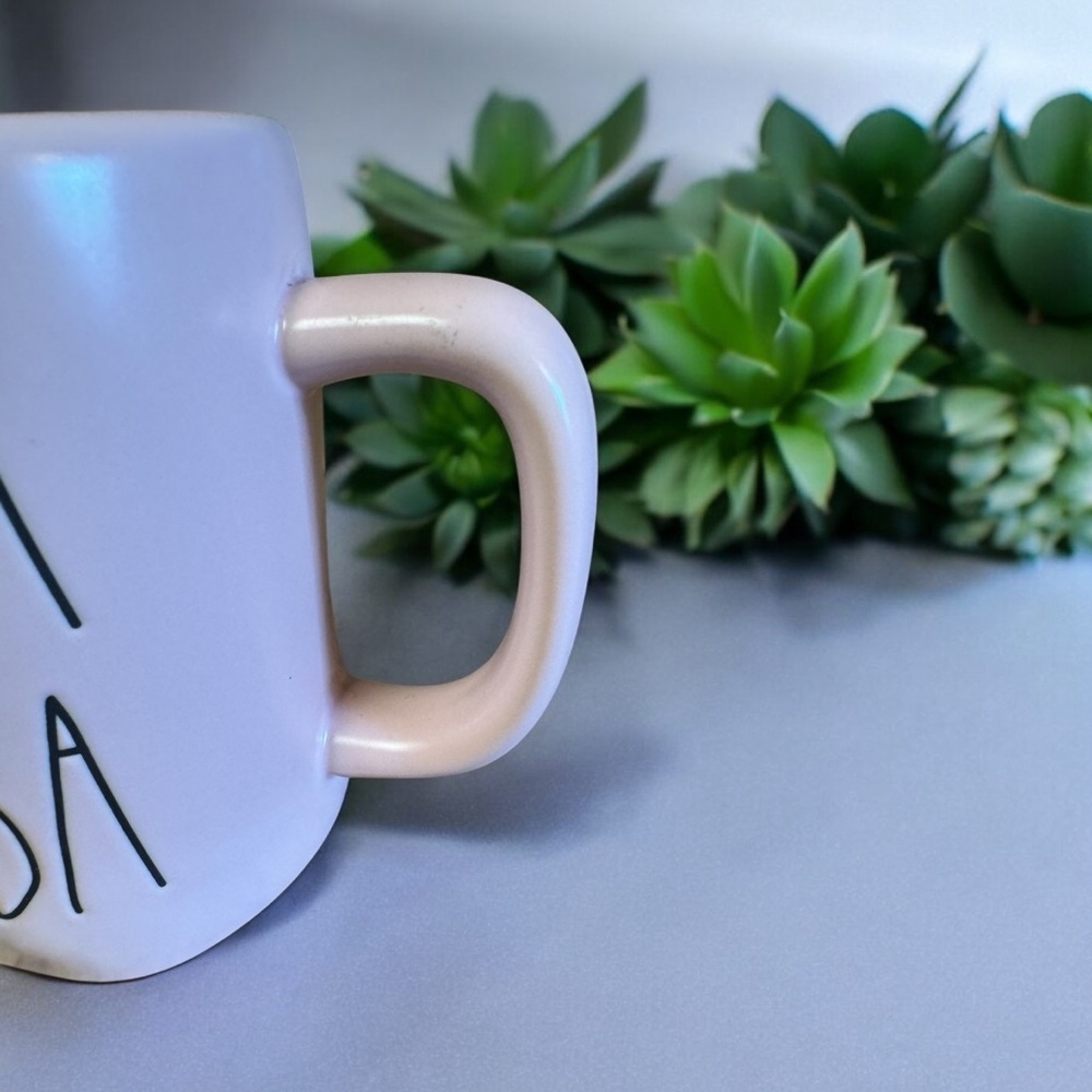 NWOT Rae Dunn Blush Pink HUBBA HUBBA Mug Lovely Soft Shell Pink Collectible Gift - Picture 11 of 13